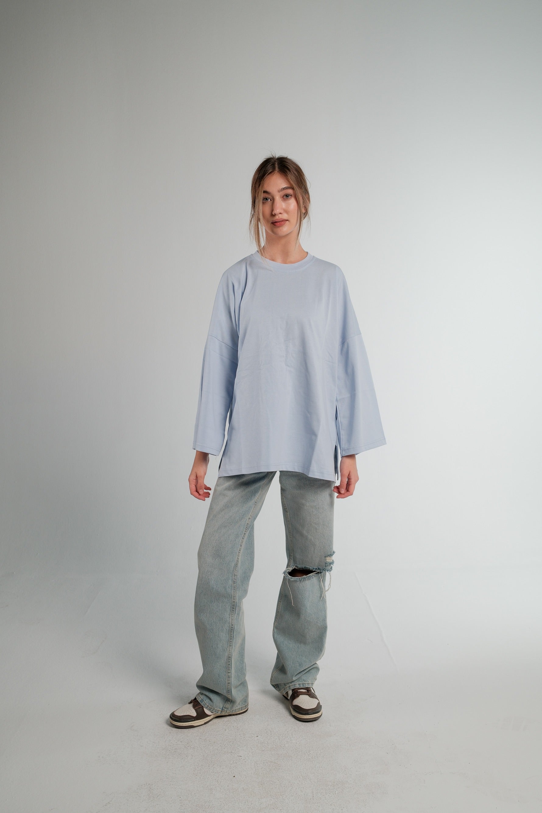 BABY BLUE LONG SLEEVE OVERSIZED T-SHIRT – Essenz
