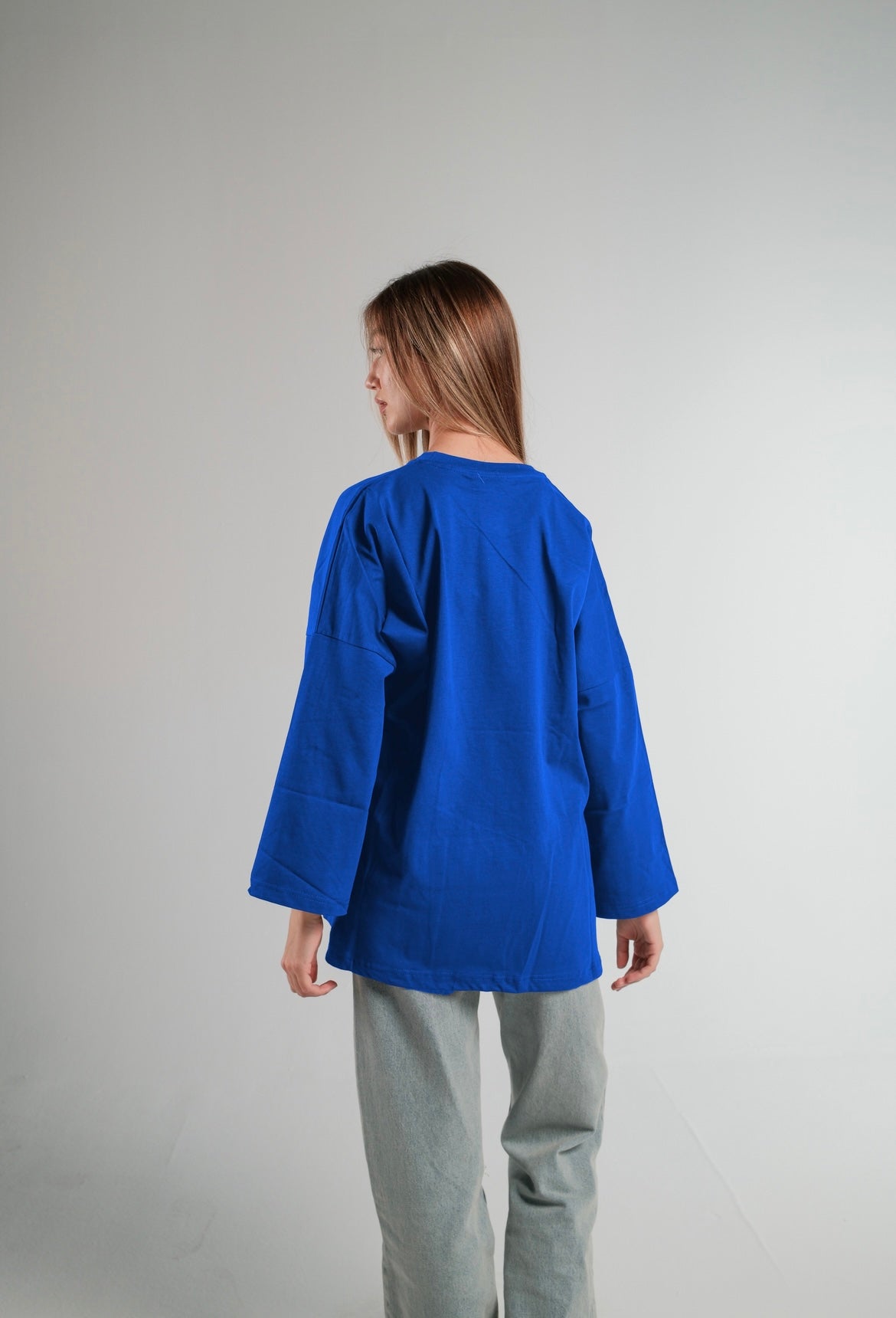 BLUE LONG SLEEVE OVERSIZED T-SHIRT