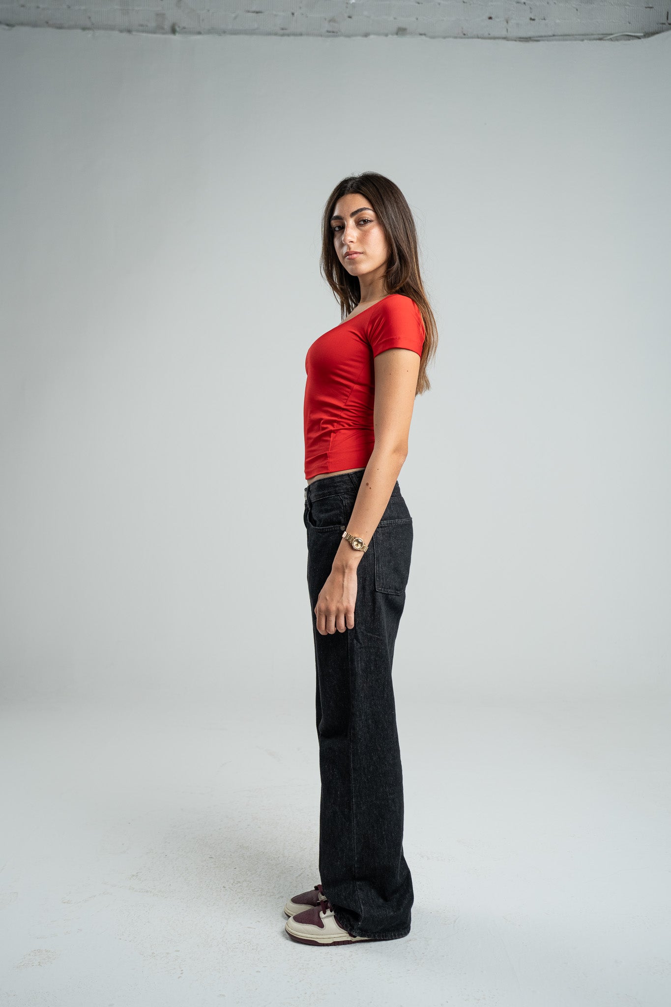 RED SHORT SLEEVE MICROFIBER WIDE NECK TOP