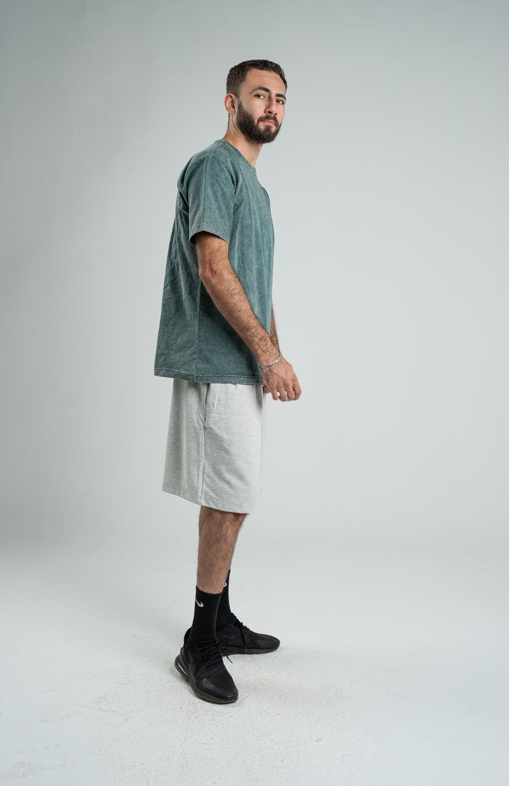 OLIVE WASHED OVERSIZED HEAVY WEIGHT T-SHIRT