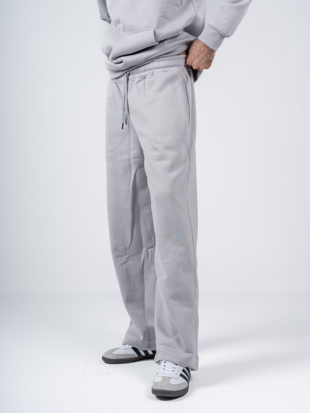 SILVER WIDE LEG SWEATPANTS