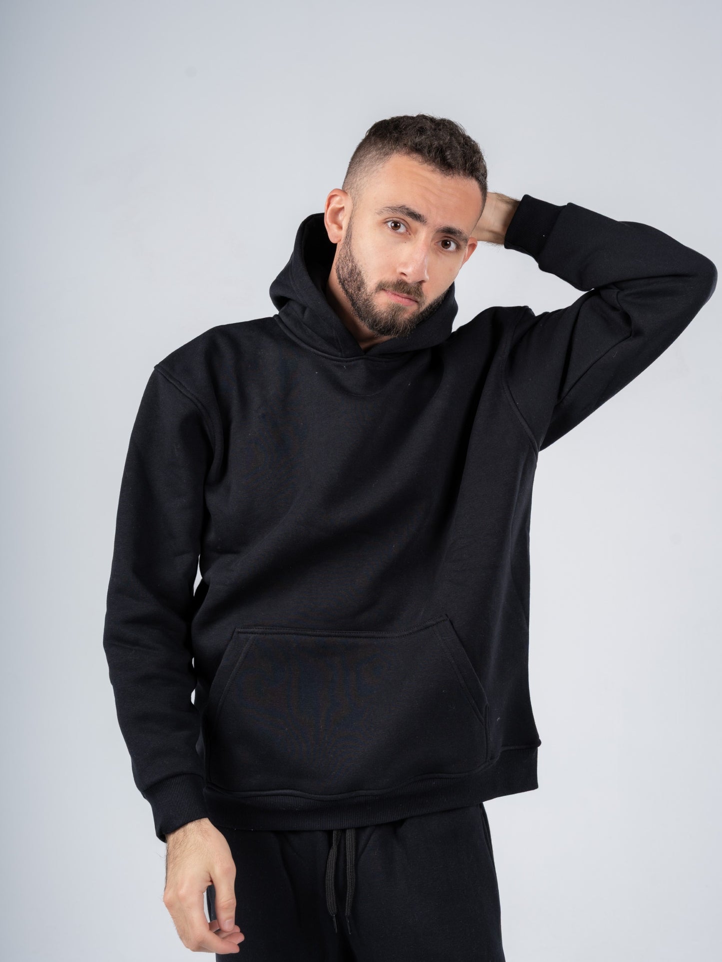 BLACK OVERSIZED HOODIE