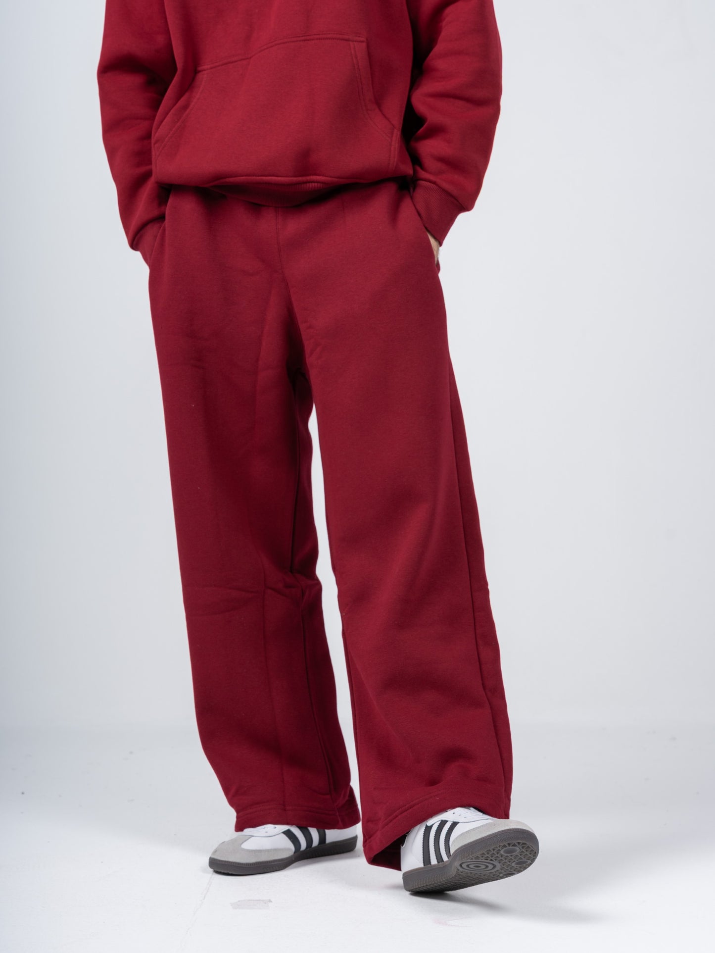 BURGUNDY WIDE LEG SWEATPANTS