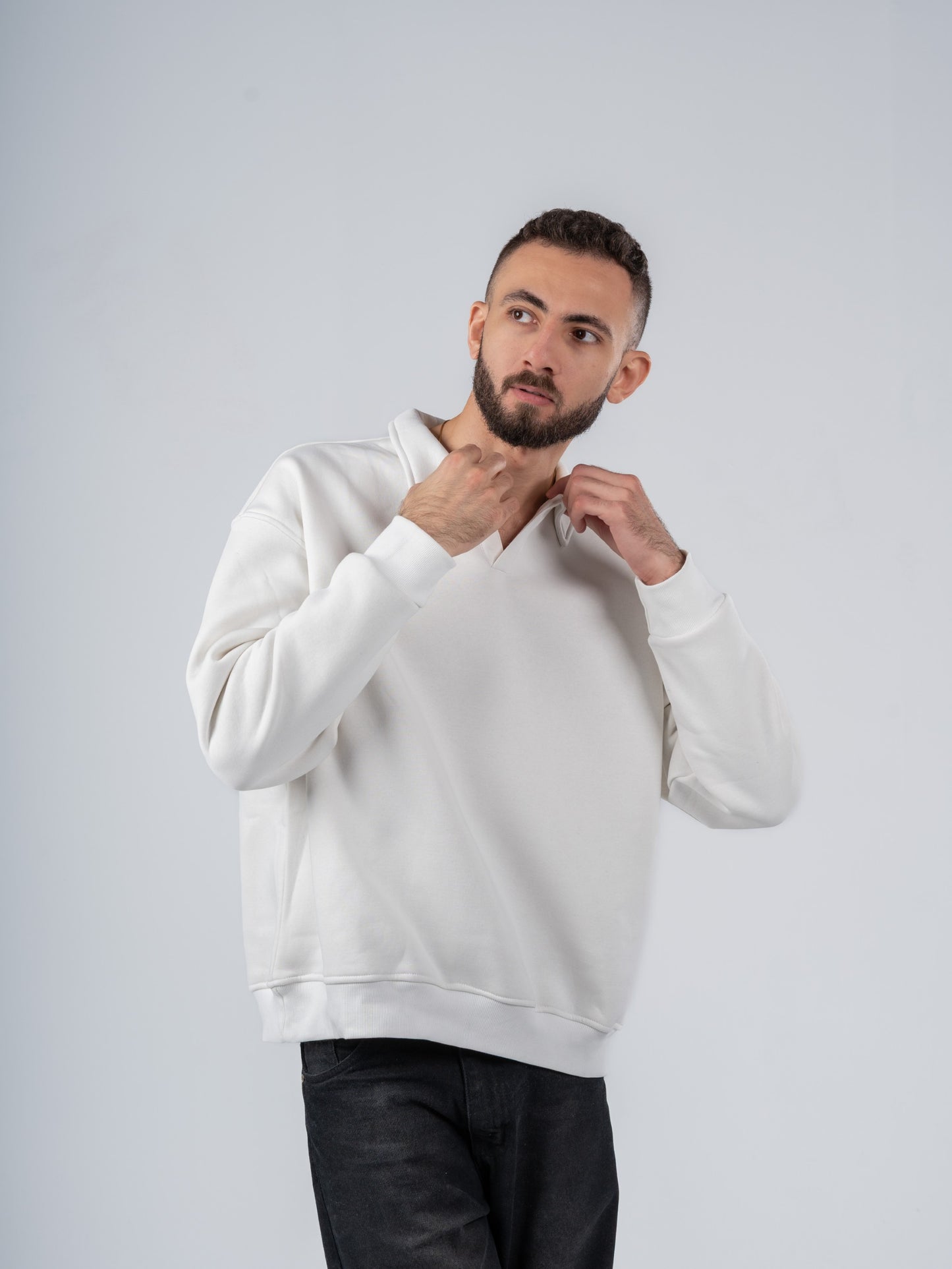 WHITE POLO SWEATSHIRT