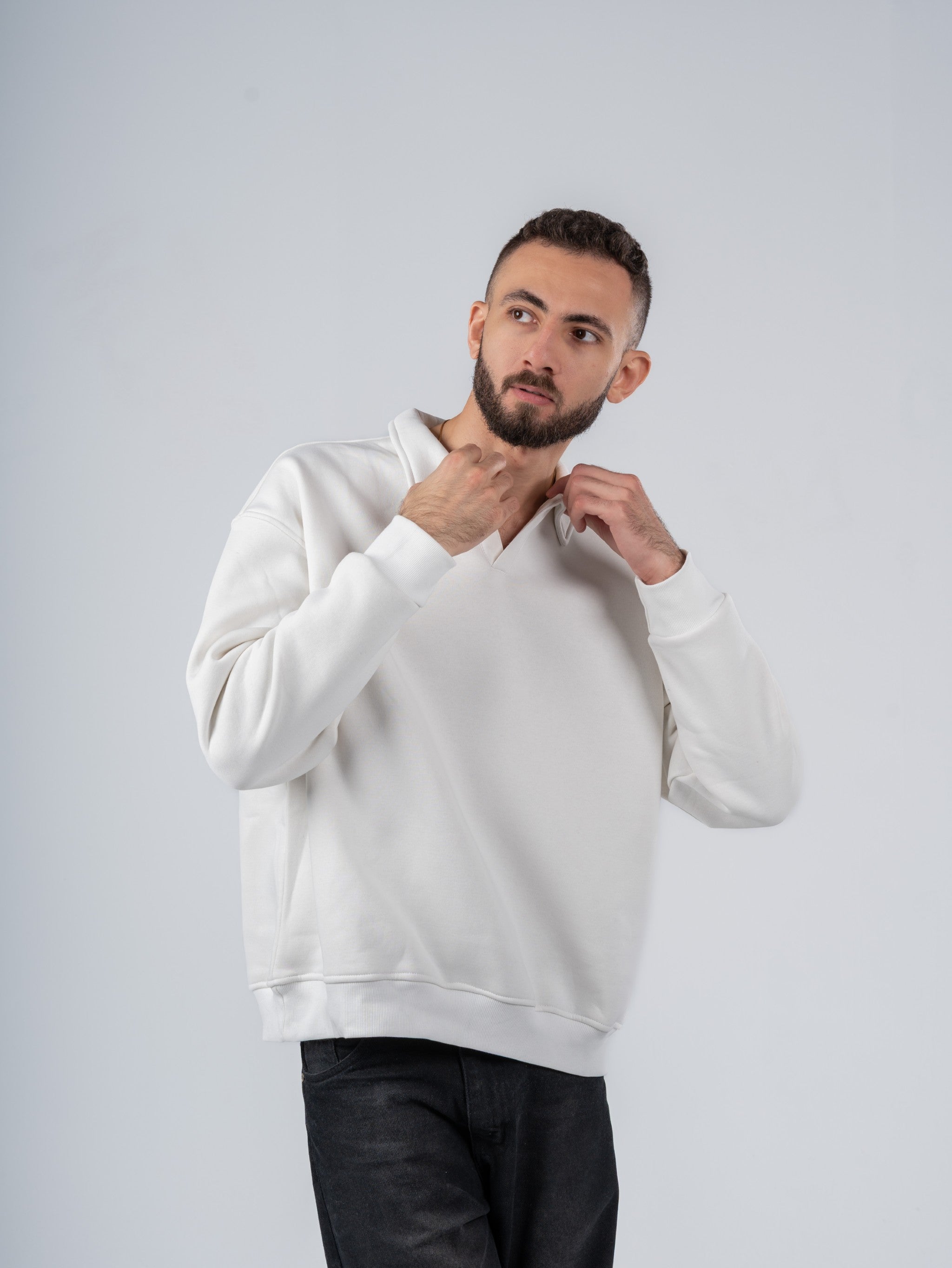 WHITE POLO SWEATSHIRT