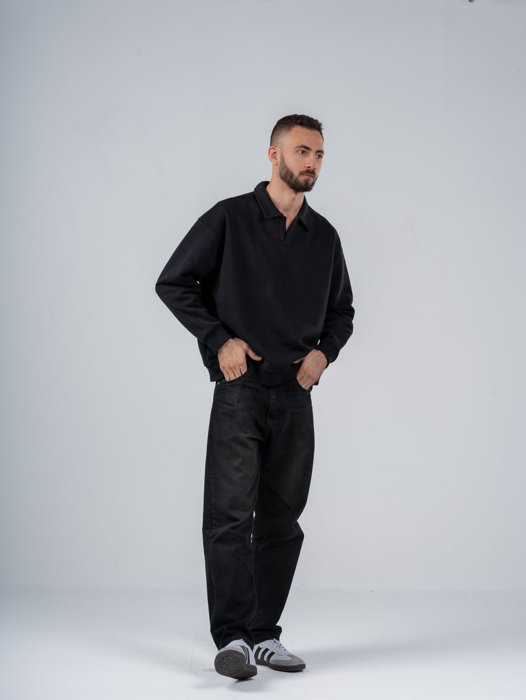 BLACK POLO SWEATSHIRT