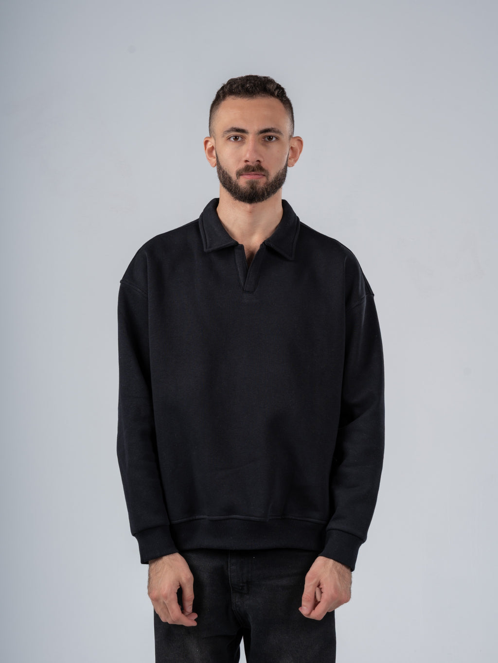 BLACK POLO SWEATSHIRT