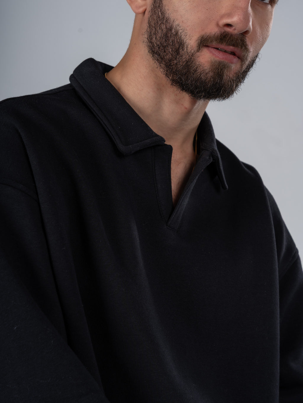 BLACK POLO SWEATSHIRT