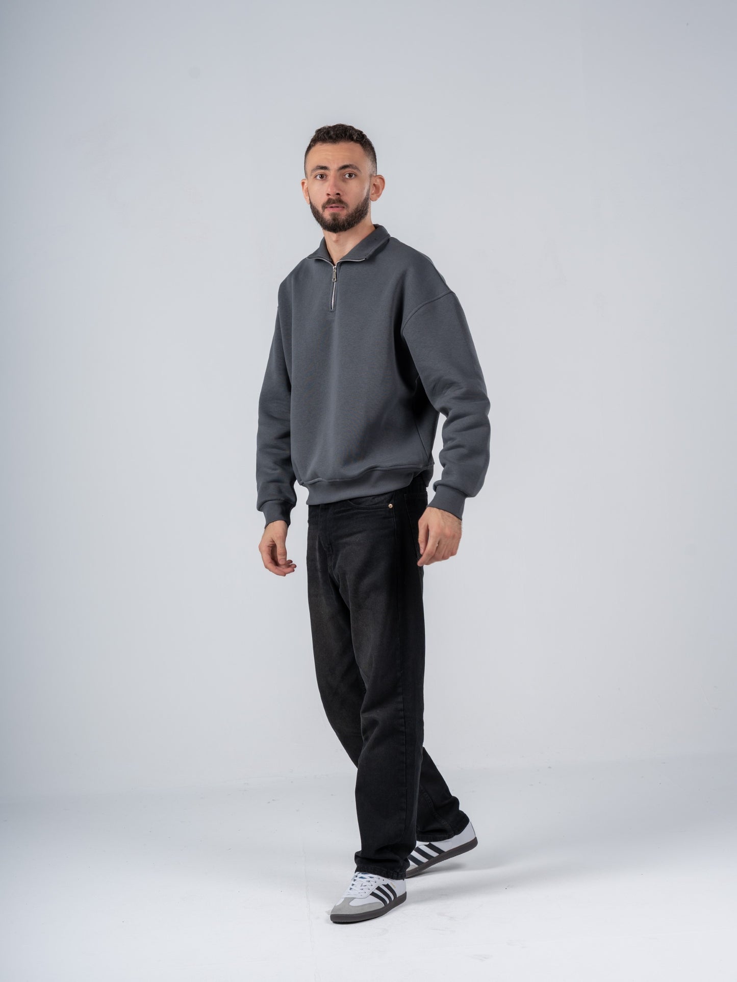 CHARCOAL QUARTER-ZIP SWEATSHIRT