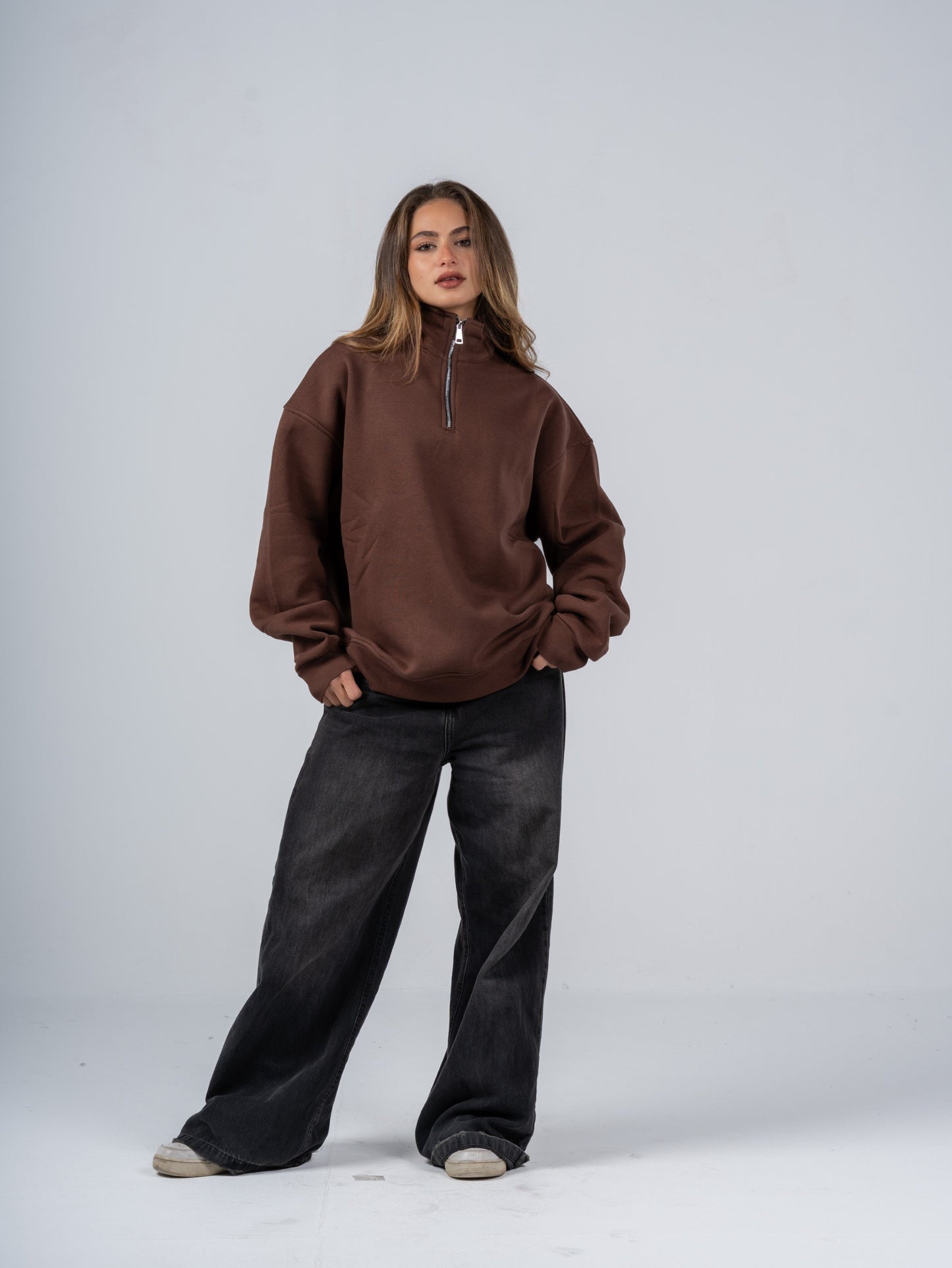 BROWN QUARTER-ZIP SWEATSHIRT