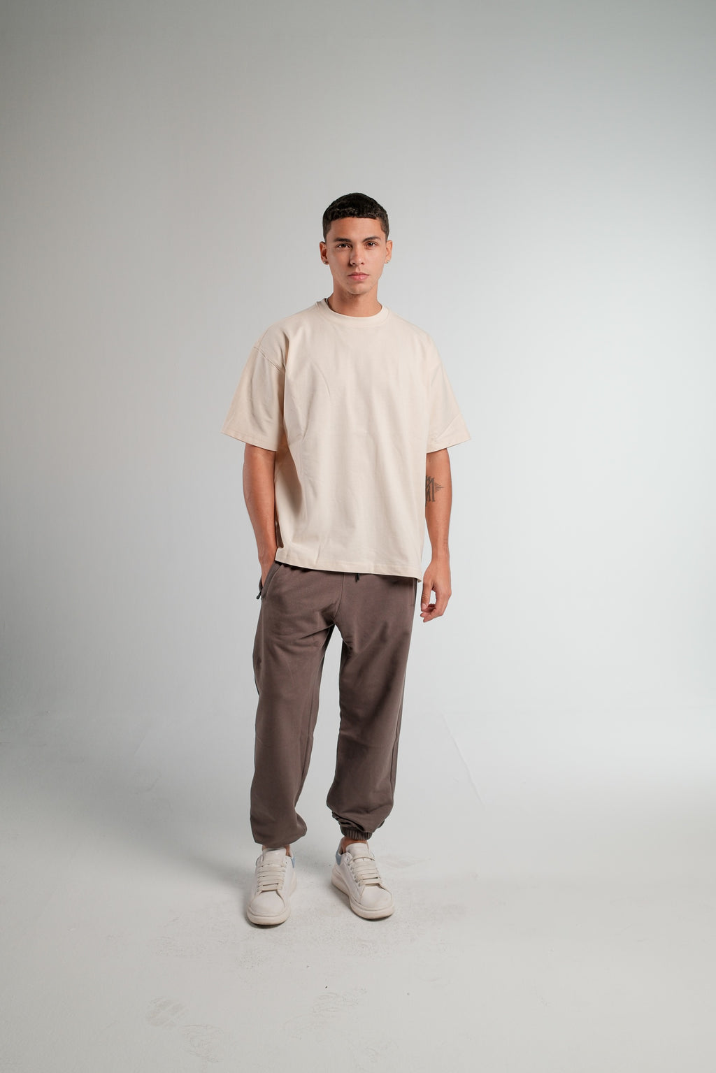 BEIGE OVERSIZED T-SHIRT HEAVY WEIGHT
