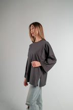 DARK GREY LONG SLEEVE OVERSIZED T-SHIRT