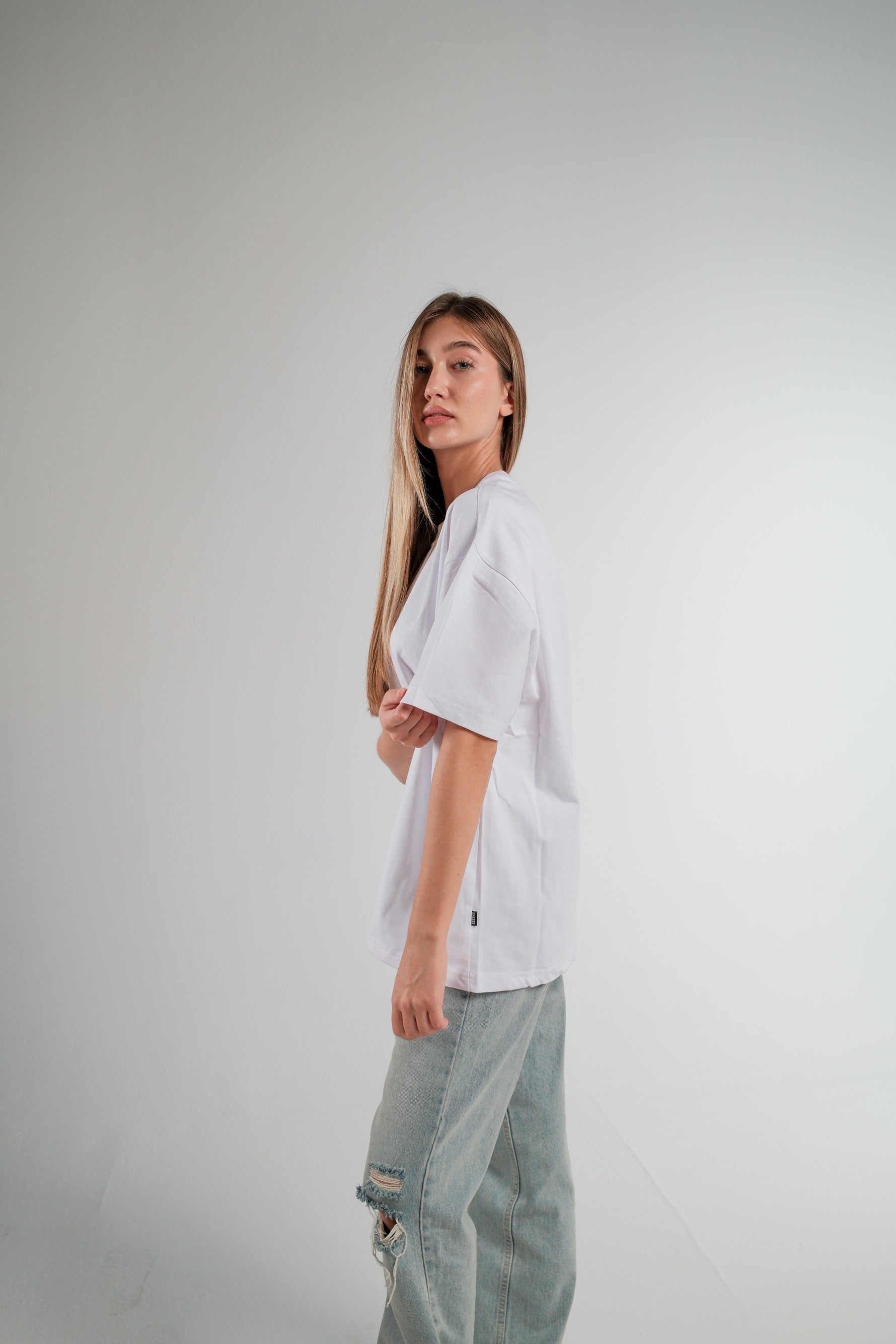 WHITE OVERSIZED T-SHIRT HEAVY WEIGHT