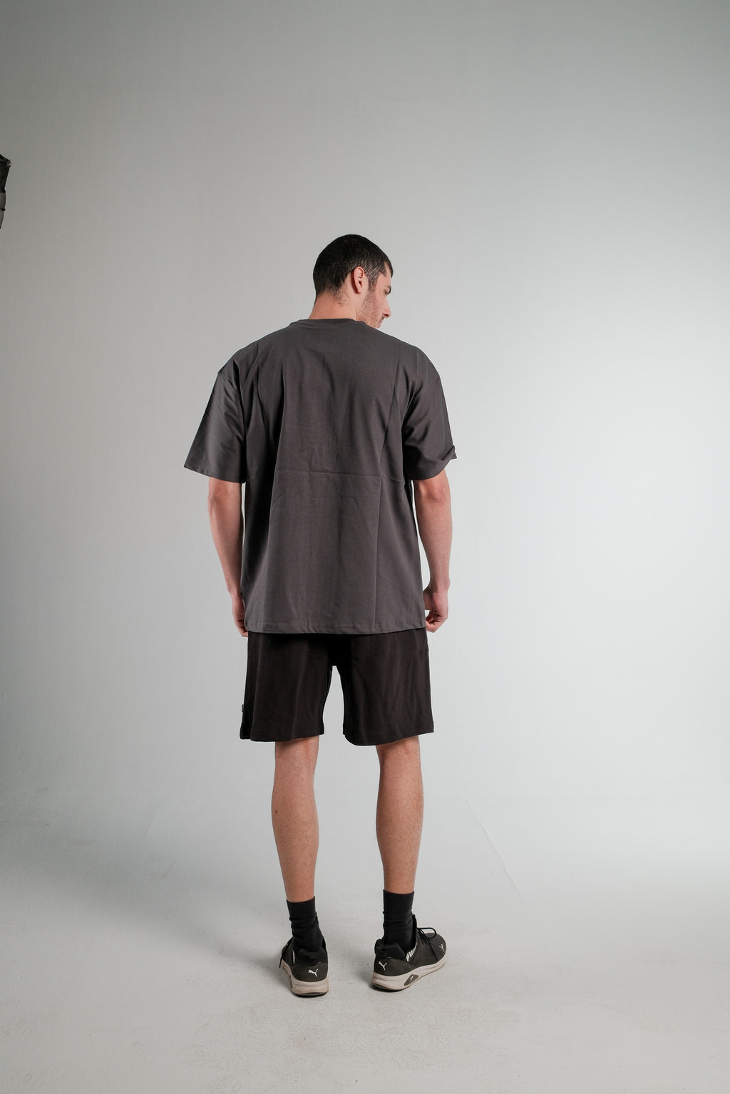 DARK GREY OVERSIZED T-SHIRT HEAVY WEIGHT