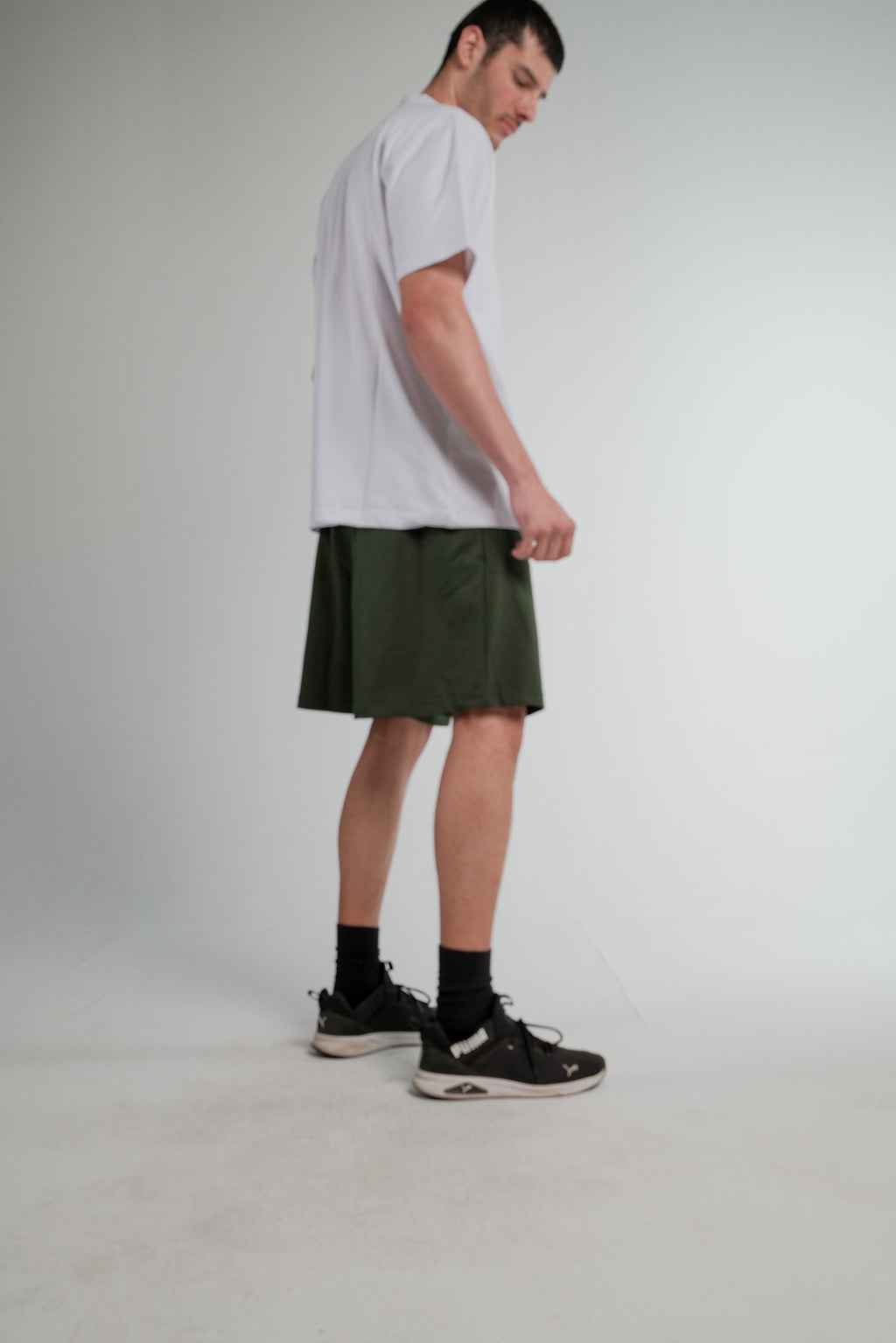 GREEN SWEATSHORT