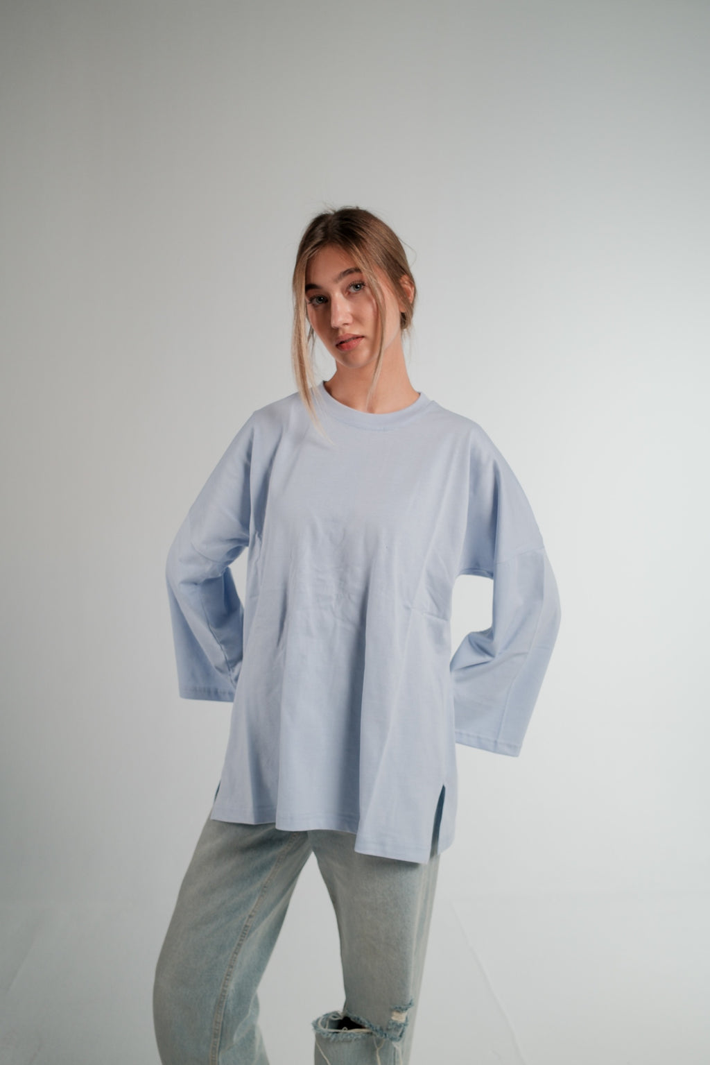BABY BLUE LONG SLEEVE OVERSIZED T-SHIRT