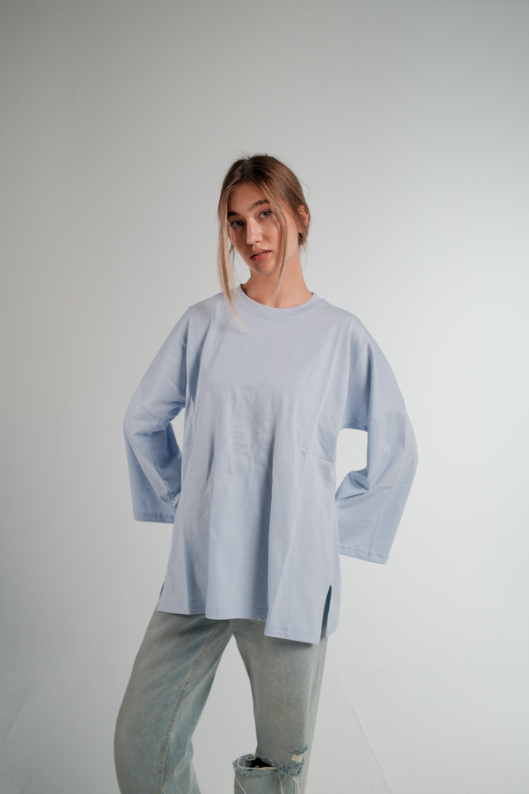 BABY BLUE LONG SLEEVE OVERSIZED T-SHIRT